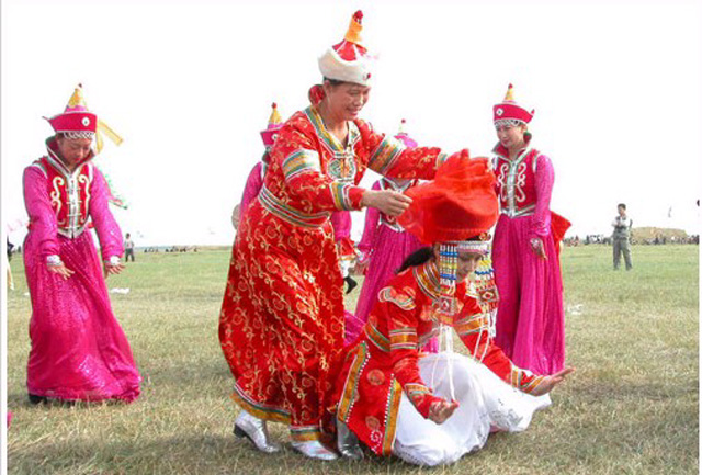 蒙古族迁移一直以来遵循的古老习俗