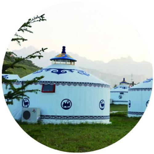青岛西海岸生态观光园的蒙古包营地